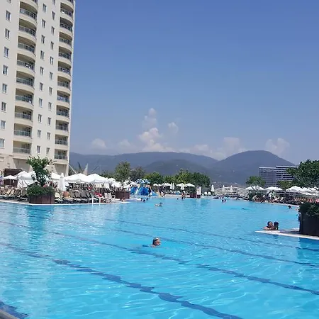 Goldcity Paradise וילה קרגיג'ק
